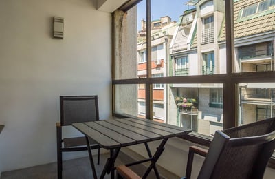 Miete einer geräumigen 2-Zimmer-Wohnung, 78 m², Vračar, Belgrad, Serbien